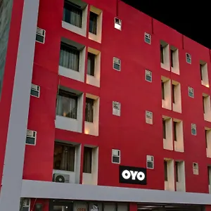 Collection O County Hotel